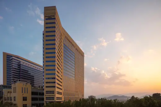 Doubletree by Hilton Fujairah City, Фуджейра